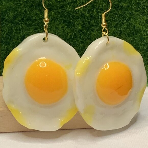 Egg Earring, Funny Food Earring, Gift Idea, Cooking Earring, Chef Earring - Picture 3 of 5